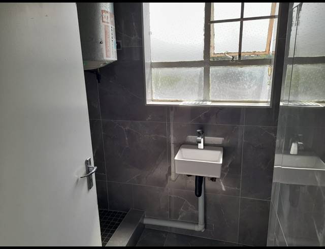 1 bed property to rent in ASHLEY